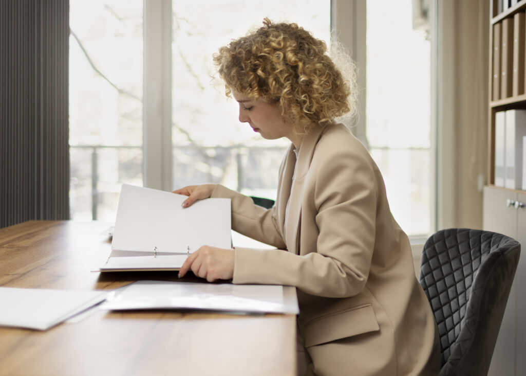 Looking To Hire Remote Talent in Canada? An EOR Can Handle Hiring, Payroll, Compliance, and Benefits for You